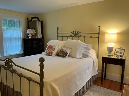 Cotuit Cape Cod vacation rental - The first floor Back Bedroom features the Shell seeker bed,