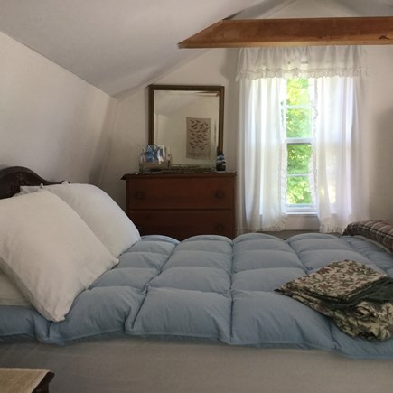 Cotuit, middle of quiet village Cape Cod vacation rental - Picture of Upstairs Bedroom with double bed