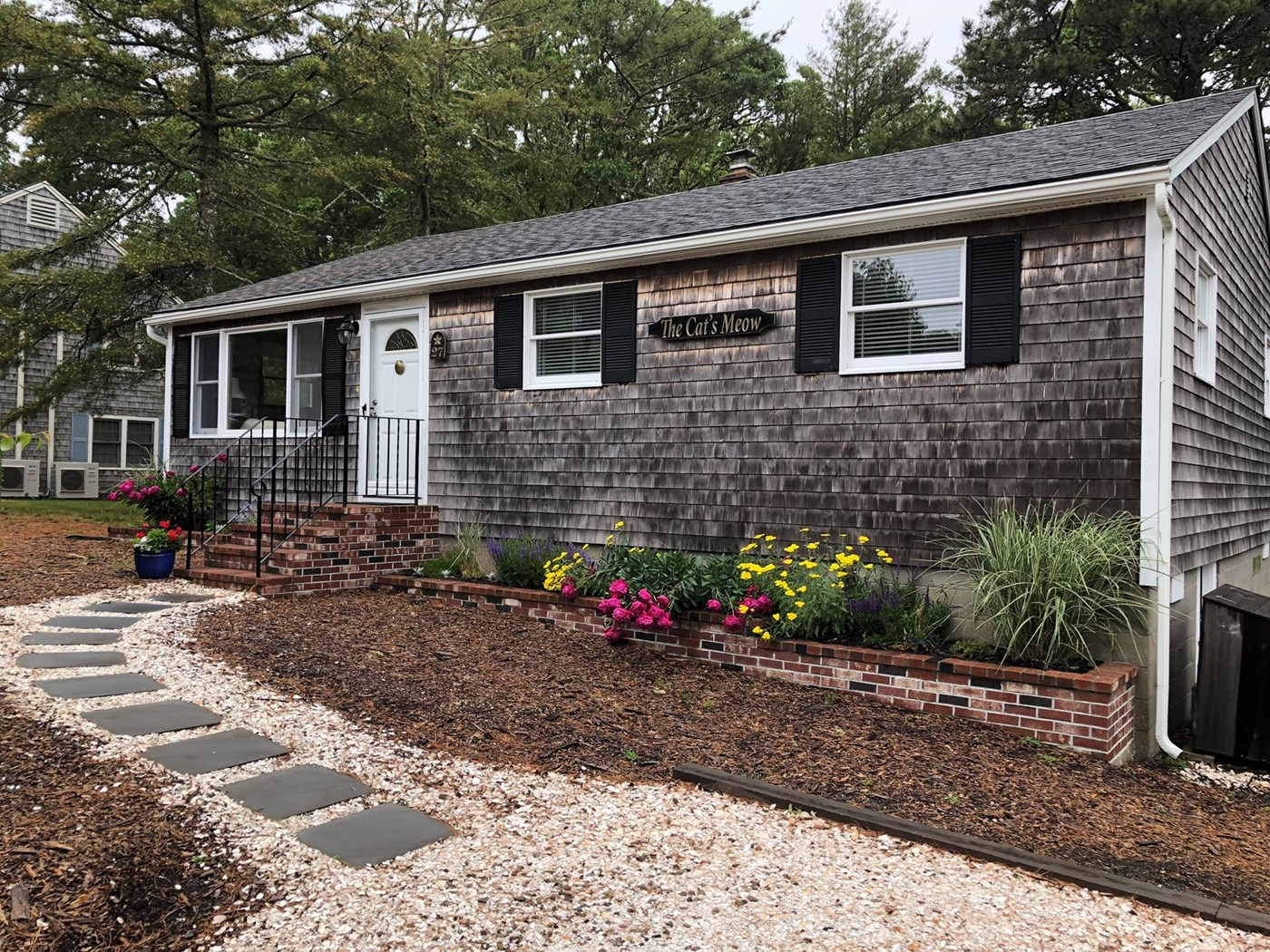 Chatham Vacation Rental home in Cape Cod MA 02659, 3/10 of a mile to