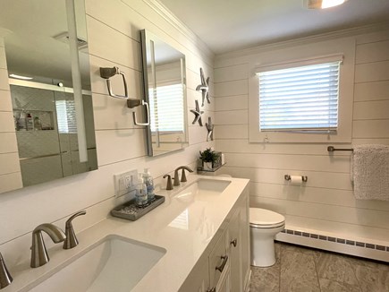 Harwich Cape Cod vacation rental - Beautiful Full Bathroom