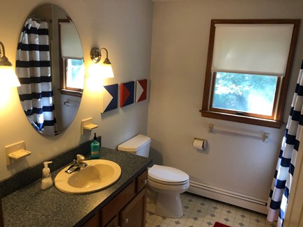 Orleans Cape Cod vacation rental - Second Floor Bathroom