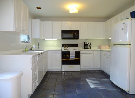 Wellfleet Cape Cod vacation rental - Full kitchen with all appliances