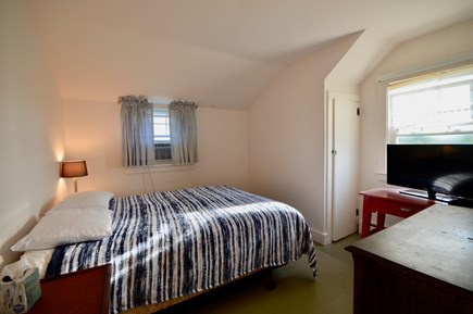 Orleans Cape Cod vacation rental - Queen room with cable TV and AC