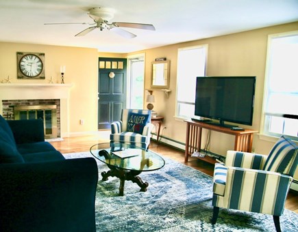 Orleans Cape Cod vacation rental - Livingroom