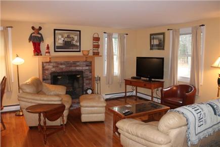 Eastham, Nauset Light - 3777 Cape Cod vacation rental - Sitting room