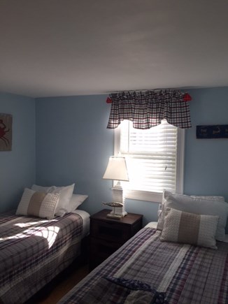Popponesset Cape Cod vacation rental - Two twin xls