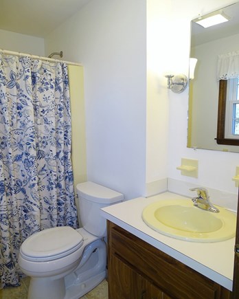 North Eastham, Herringbrook/Ma Cape Cod vacation rental - Main bedroom private bath 