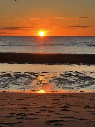 North Eastham, Herringbrook/Ma Cape Cod vacation rental - Cape Cod Bay offer some of the most beautiful sunsets!