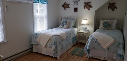 South Orleans Cape Cod vacation rental - Bedroom with 2 twin beds