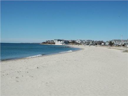 Falmouth Vacation Rental home in Cape Cod MA 02540, 1/4 mile to ...