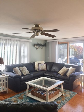 Yarmouth Port Cape Cod vacation rental - Living room
