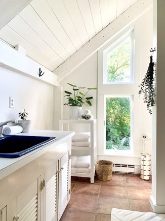 Orleans Cape Cod vacation rental - Upstairs bathroom with bathtub