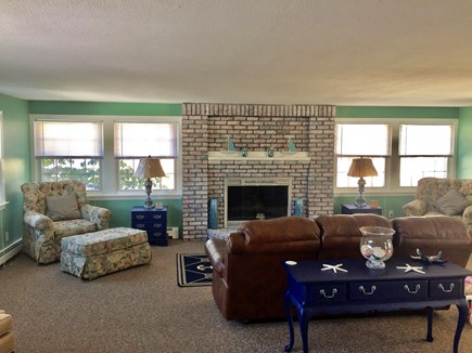 Plymouth MA vacation rental - Living room updated fireplace.