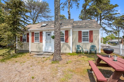 Dennis Port Cape Cod vacation rental - Picnic table and chairs