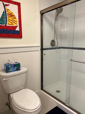 Harwich Cape Cod vacation rental - Full bathroom in upstairs hallway