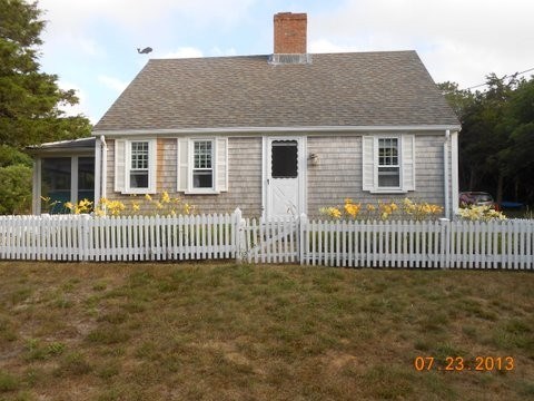 Orleans Vacation Rental Home In Cape Cod Ma 1 4 Mile To Nauset