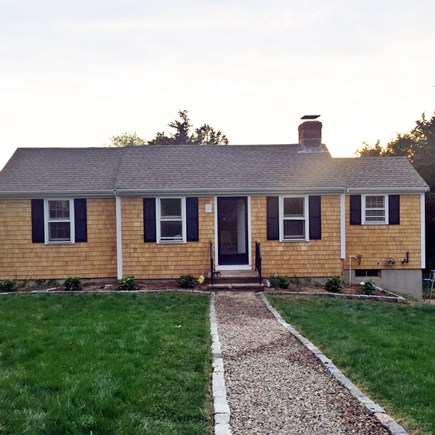 East Dennis Cape Cod vacation rental - Front of house