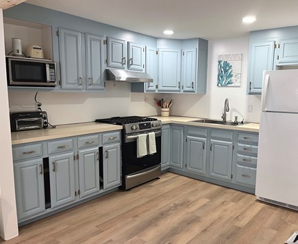Osterville Village (Wianno Ave Cape Cod vacation rental - Newly renovated kitchen, fully stocked. Gas range