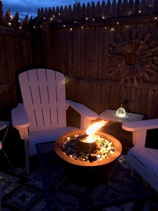 Beach Point / North Truro Cape Cod vacation rental - Evening in the backyard