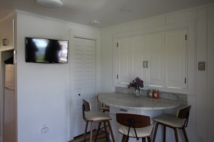 Truro Cape Cod vacation rental - The dining area