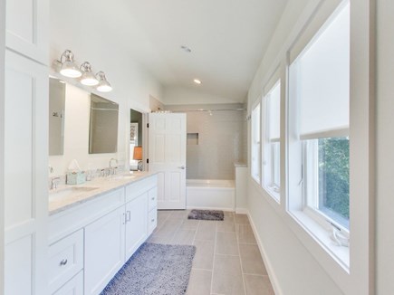 Orleans Cape Cod vacation rental - Bunk room private bath