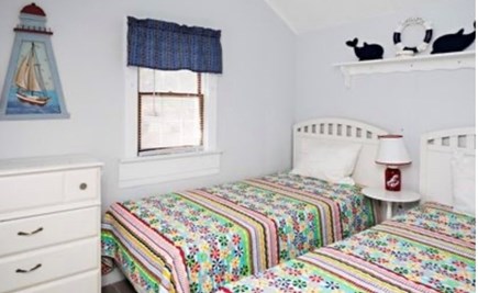 Dennis Port Cape Cod vacation rental - Bedroom at the cottage 2 twin beds