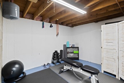 Orleans Cape Cod vacation rental - Weight bench