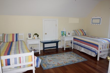 Chatham Cape Cod vacation rental - Upstairs twin bedroom