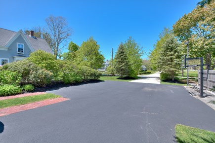 Harwich Port Cape Cod vacation rental - Driveway with basketball hoop and parking for 6 - 8 cars
