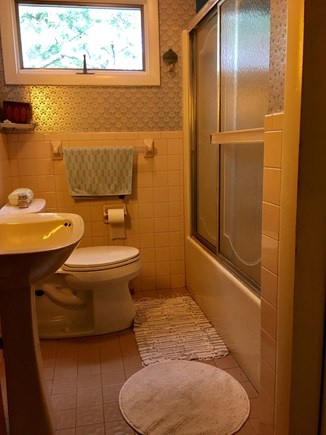Eastham Cape Cod vacation rental - Full bath