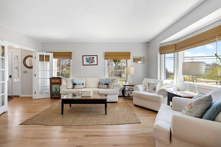 Popponesset, Mashpee Cape Cod vacation rental - Living room