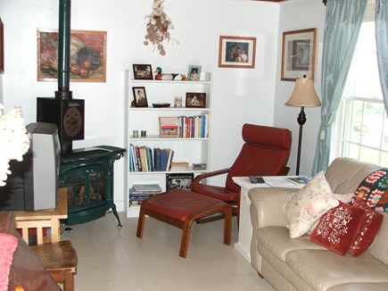 Near Coast Guard Beach Eastham Cape Cod vacation rental - Comfortable living room