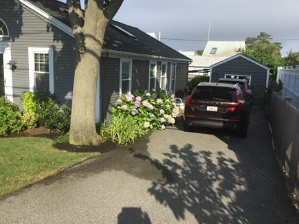 Provincetown Cape Cod vacation rental - Driveway, ample 3 car parking