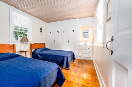 Dennis Port Cape Cod vacation rental - Twin bedroom