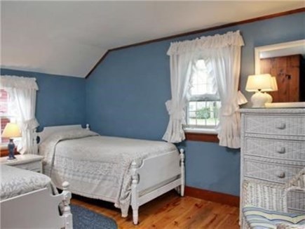 Dennis Port Cape Cod vacation rental - Twin bedroom, linens provided