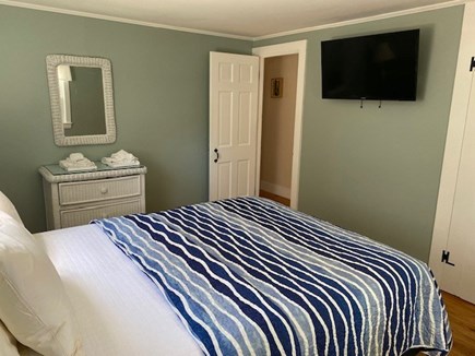 Dennis Port Cape Cod vacation rental - Cable television, linens included