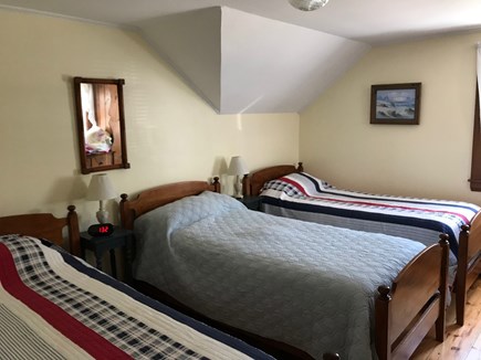 Dennis Port Cape Cod vacation rental - Bedroom with 3 twin beds