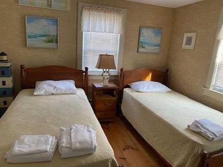 Dennis Port Cape Cod vacation rental - Twin bedroom 1