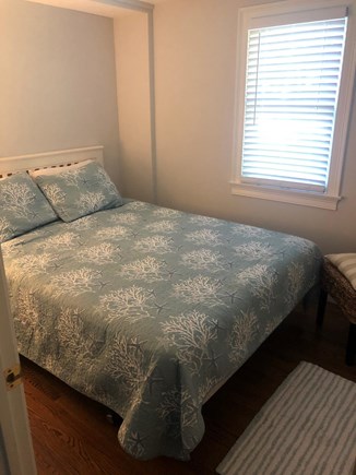 Centerville Cape Cod vacation rental - Queen bed