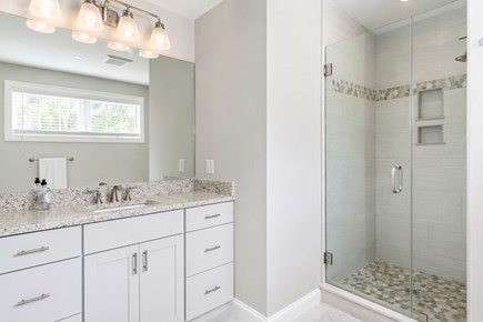 Dennis, Mayflower Beach Cape Cod vacation rental - First Floor Master Suite Bathroom