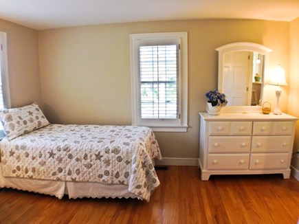Chatham Cape Cod vacation rental - Third bedroom