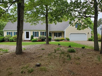 Dennis Village, North of 6A Cape Cod vacation rental - Front of house
