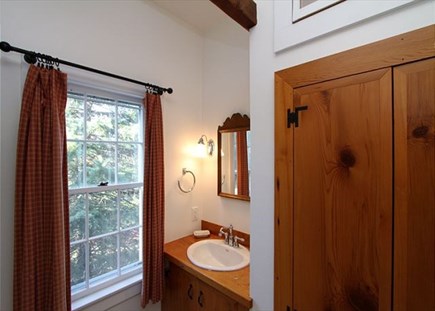 Orleans Cape Cod vacation rental - 3rd Bathroom