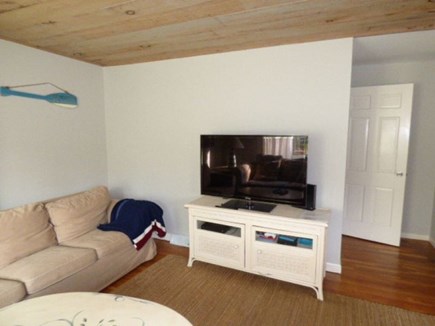 Dennis Cape Cod vacation rental - Living room