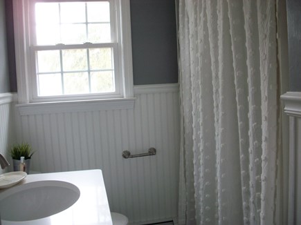 East Dennis Cape Cod vacation rental - Full bath