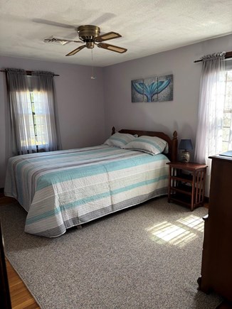 East Dennis Cape Cod vacation rental - Queen bed guest room
