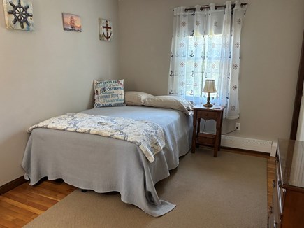 East Dennis Cape Cod vacation rental - Full bed guest room with washer and dryer