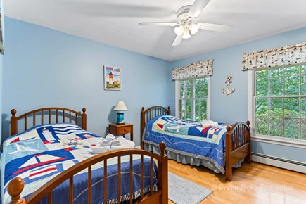Brewster Cape Cod vacation rental - First floor Twin bedroom