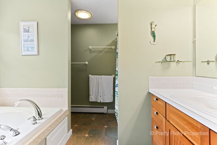 Brewster Cape Cod vacation rental - Second floor master bedroom bathroom