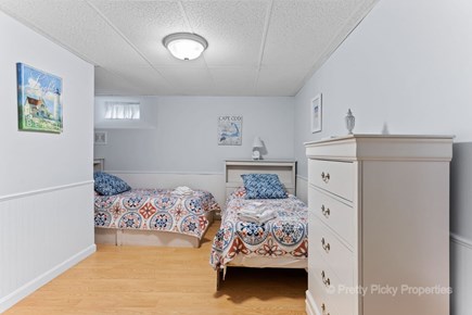 Brewster Cape Cod vacation rental - Lower level bedroom with two twin beds